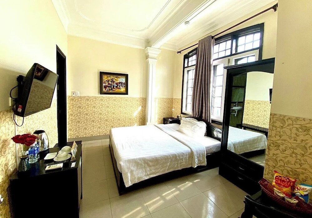 Khách sạn Jade Hotel Huế