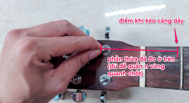 Thay dây đàn Guitar 3